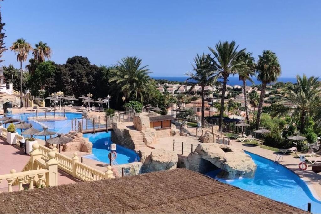Flamingo Apartment - Imperial Park - Sea View, 6 Pools, Terrace Кальпе Экстерьер фото